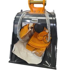 Cucharón de cribado rápido con accionamiento hidráulico, motor y rodamientos para excavadoras de 25-35 toneladas, opciones en amarillo/negro - Product Image 1