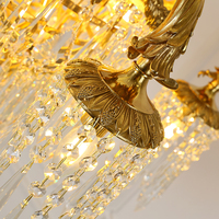 Lustre Classique en Métal Doré à Bras Torsadés, Candelabre à 6/8 Lumières LED, Abat-jour en Cristal, Plafonnier Antique pour Hall d'Hôtel
