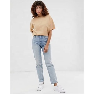 Camiseta recortada <span class=keywords><strong>de</strong></span> gran tamaño <span class=keywords><strong>de</strong></span> algodón 100%, <span class=keywords><strong>dobladillo</strong></span> escalonado en Beige con costuras en contraste, camisetas para mujer - Product Image 2
