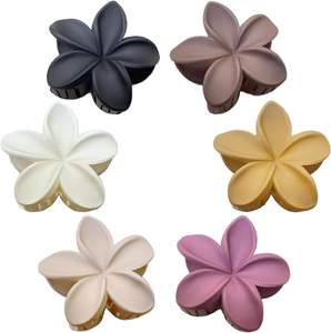 Mini pinces à cheveux florales hawaïennes de 4 cm pour filles, en plastique mat transparent, motif frangipanier/plumeria - Product Image 1