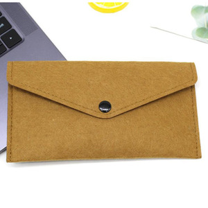 Étui à lunettes en feutre sur mesure, portable et résistant à la pression, style coréen minimaliste - Product Image 4