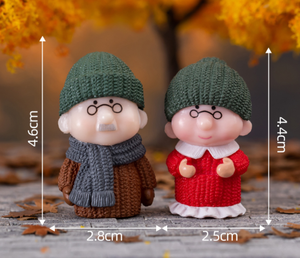 Plus de 5000 modèles à bas <span class=keywords><strong>prix</strong></span> et quantité minimale de commande jeunes amoureux résine vieux couple porter chandail artisanat mignon ornements d'hiver - Product Image 6