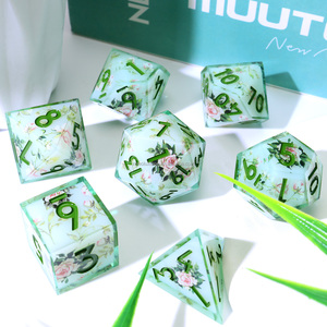 Botanische Schoonheid Dnd Dobbelstenen Set,Delicate Groene En Roze Roos Veelvlakken Hars Dobbelstenen Voor Romantische Rpg Board Games-L7 - Product Image 2