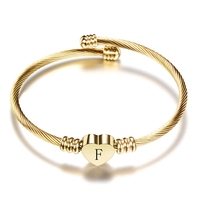 Bracelet jonc en acier inoxydable plaqué or 18 carats avec cœur et alphabet (26 lettres), bracelet jonc avec initiale