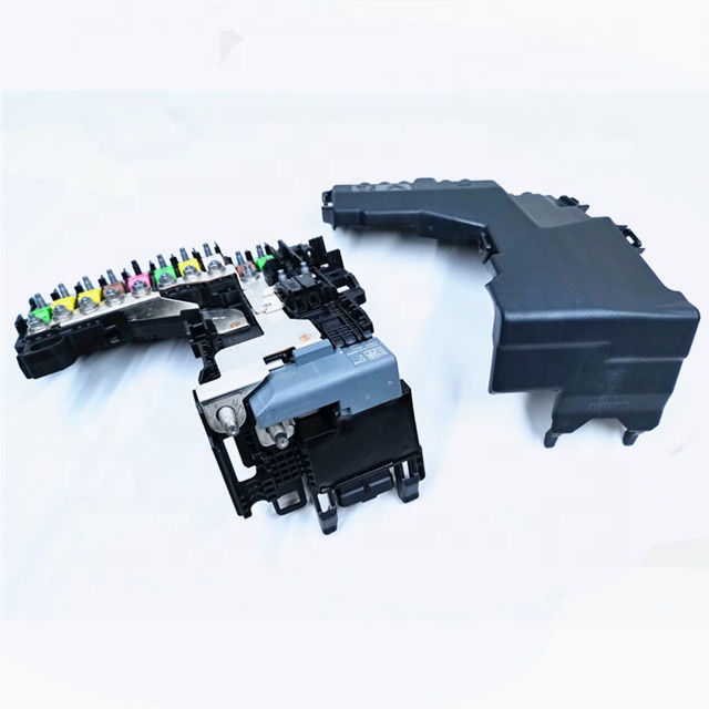 バデーニ Battery Protection and Management Unit for Peugeot 508