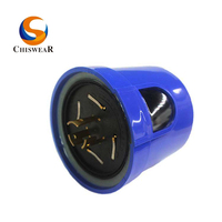 Sensor Fotoeléctrico de 5 Pines Nema con Control de Atenuación 110-277VAC y Bloqueo Giratorio, Encendido/Apagado Automático a 50 Lux para Iluminación de Calles y Jardines