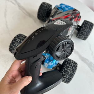 Voiture RC Big Basher SJY-M606 1/12 4WD Brushless Haute Vitesse Tout-Terrain Monster Truck 60KM/H Hyper Go avec Amortisseur à Pression d'Huile Métallique - Product Image 3