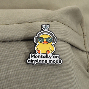 Broches en émail en forme de canard mignon, motif 'Mentally on Airplane Mode', pour <span class=keywords><strong>le</strong></span> bien-être personnel, badge pour sac à dos et revers, bijoux cadeau, vente en gros - Product Image 3