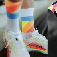 Chaussettes de cyclisme anti-ampoules personnalisées, chaussettes de course à pied respirantes avec logo personnalisé, acceptant la conception sur mesure
