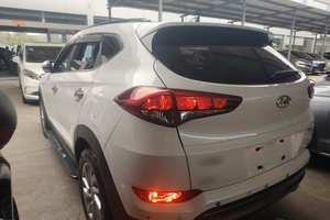 Hyundai Tucson SUV 2015 d'<span class=keywords><strong>occasion</strong></span>, conduite à gauche, source directe, forte rentabilité, peinture d'origine, dédouané, stock prêt à l'emploi - Product Image 6