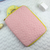 Sacs d'ordinateur en nylon personnalisés avec logo de la marque Dongjin, étuis portables pour ordinateur portable, housse souple brodée pour ordinateur portable, Chine Zhejiang