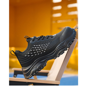 Chaussures de sécurité d'hiver pour hommes et femmes, à lacets, antidérapantes, en maille, basses, légères, respirantes, décontractées, pour le travail - Product Image 1