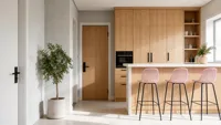 Tabouret de bar en polypropylène à dossier à lattes (PC-77)