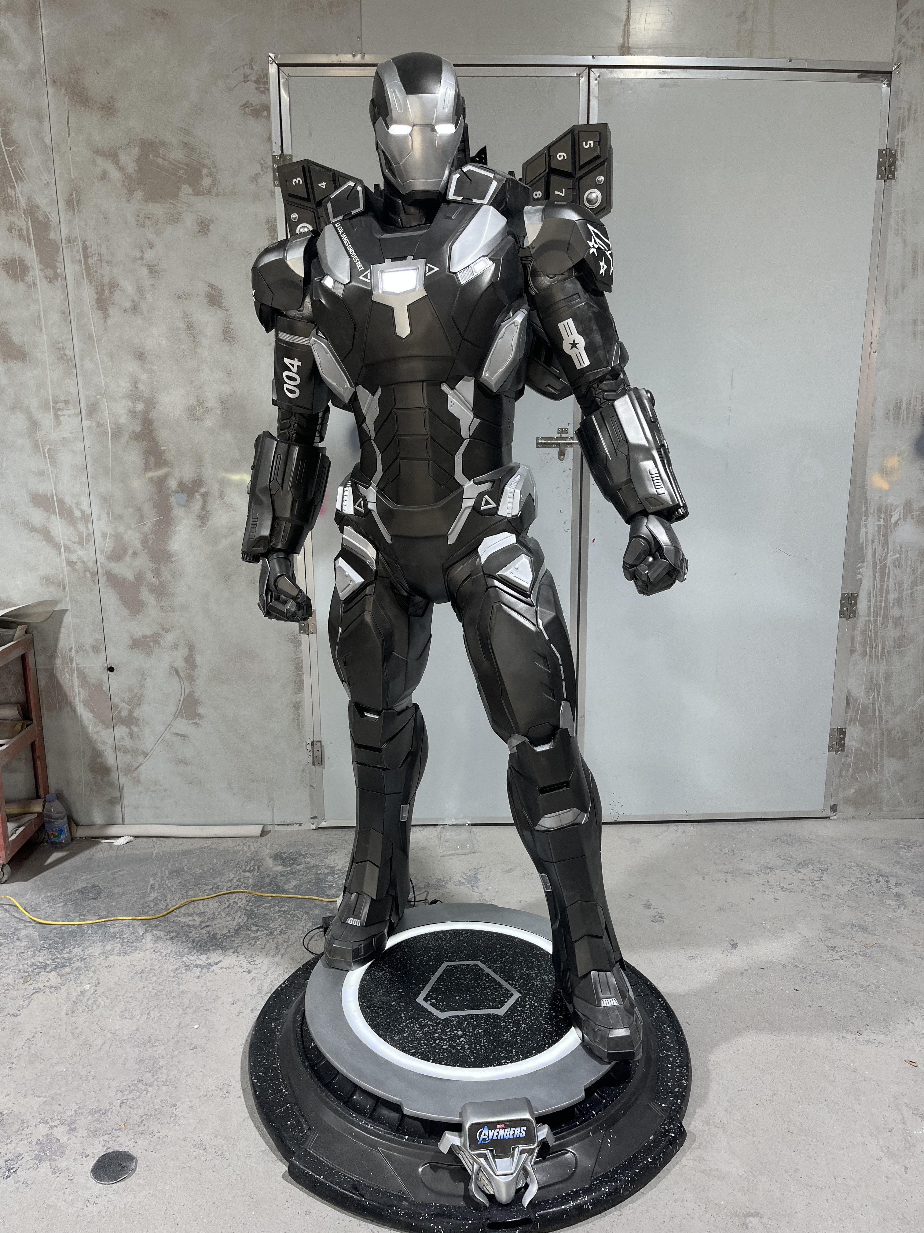 Machine de guerre de 215 cm