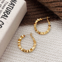 Nouvelles paillettes boucles d'oreilles créoles irrégulières couleur or métal cercles ronds femmes boucle boucles d'oreilles Style Rock petites boucles d'oreilles