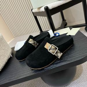 Drop Shipping Luxurious Designer Autumn Winter Light Weight Warm Fluffy Korean Style Fashion Anti-Slippery Breathable Microfiber - Product Image 1