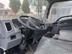 Camion benne Howo 6x4 robuste à vendre, idéal pour le transport de chantier, avec des performances stables et un faible taux de défaillance, certifié CE - Product Image 6
