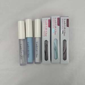 Colle spéciale Plant Fomula pour le repositionnement des cils – FORMULE DOUCE QUI NE DÉTACHE PAS LES CILS, FACILE À NETTOYER - Product Image 1