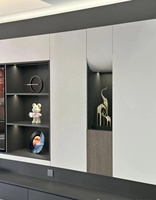 Mur d'accentuation pour téléviseur intelligent avec rangement intégré, étagères intégrées, éclairage LED et un meuble bas flottant