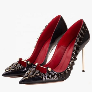 Escarpins à talons aiguilles pour femmes, grande taille 45, avec strass et découpe diamant, sandales d'été à talons fins - Product Image 1