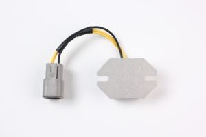 Regolatore di tensione raddrizzatore universale per moto T169 OEM 515176188 515176189 di alta qualità, a tre fili, posizionamento destro, in plastica - Product Image 2