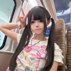 วิกผมยาวตรงสไตล์โลลิต้า พร้อมผมม้าปัดข้าง ทำจากเส้นใยคาเนคาลอน  ดูเป็นธรรมชาติ  วิกเต็มศีรษะ สำหรับผู้หญิงสไตล์ JK  ขนาด 65 ซม. สีดำอมน้ำตาล - Product Image 5