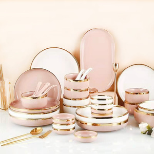 Offre Spéciale – Vaisselle de Luxe Écologique en Porcelaine Rose et Céramique Dorée – Assiettes Minimalistes Personnalisables pour la Maison, Sûres pour les Aliments – Vente en Gros - Product Image 1