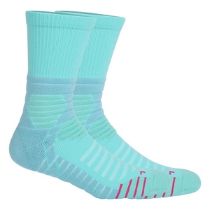 Chaussettes de compression multisports pour jeunes, enfants et adultes - Antidérapantes, respirantes, en coton/bambou avec design de revers et de semelle - Product Image 1
