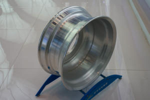 Rueda de camión 19.5X7.5 Rueda de aleación de aluminio Personalizable de fábrica - Product Image 4