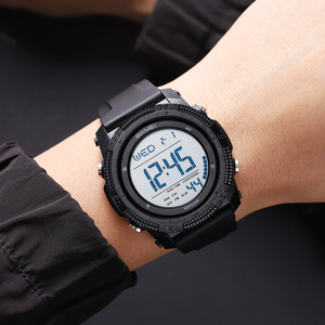 Skmei Digital Watch Military Green Silicone Strap 50m Waterproof Men's Outdoor Sport Watch With Dual Time Countdown Feature - Product Image 4