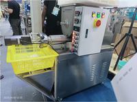 Extrudeuse automatique professionnelle de macaroni pour restaurant italien, 12 moules, équipement de cuisine commercial, machine à pâtes, machine à nouilles