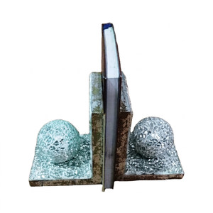 Serre-livres contemporains ajustables en verre mosaïque fait main Shan India, qualité supérieure, personnalisables, pour la décoration intérieure et l'organisation des livres - Product Image 1