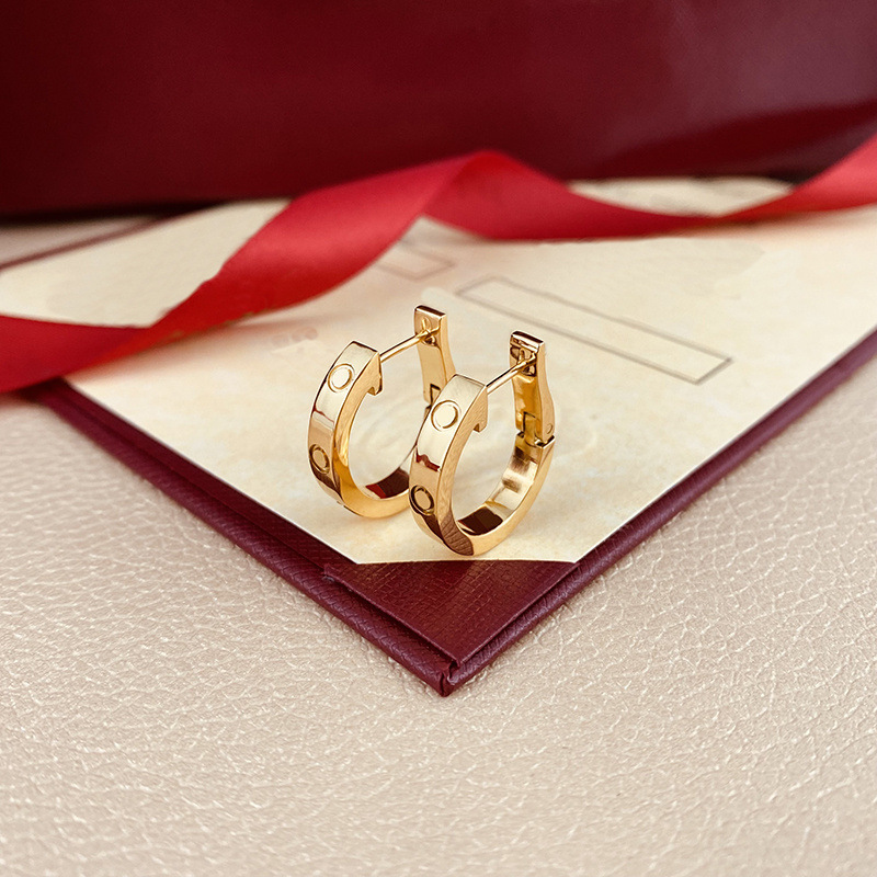 Sin diamantes.Dorado.Pendientes nuevos Kaga