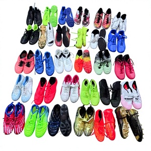 Zapatillas de fútbol de malla transpirable con cordones para mujer, usadas, de marca, estilo botín, al por mayor - Product Image 1