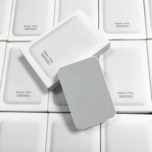 Trending Products 2026 New Arrivals 5000mAh Wireless Charging Capsule Power Bank