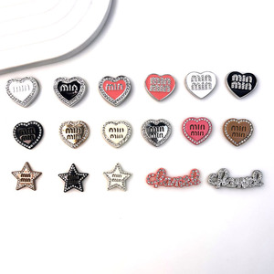 Pinza para el pelo con forma de corazón, de resina plástica, accesorio de joyería DIY, horquilla decorativa para el Día de San Valentín para mujer - Product Image 5