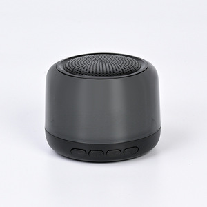 Mini Altavoz Inalámbrico Compacto ABS 6.0, Altavoz Portátil para Exteriores Resistente al Agua, Altavoz con Luz RGB de Colores - Product Image 4