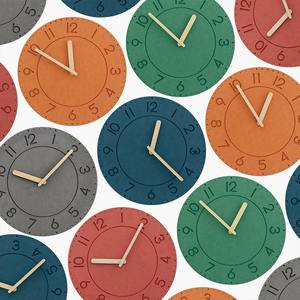 Reloj de Pared Moderno Minimalista de Madera sin Perforaciones, Funciona con Batería, para Sala de Estar, Hogar, Gabinete de TV, Entrada, Color Morandi - Product Image 4