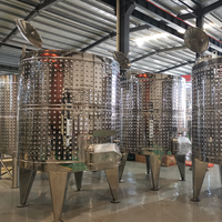 Fermenteur à vin rond 5000L en SUS304, conception à ouverture supérieure avec isolation pour la production de vin de raisin en grande quantité