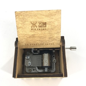 Portátil en miniatura de Encargo Hecho A mano de <span class=keywords><strong>la</strong></span> canción de Navidad de madera caja de música - Product Image 3