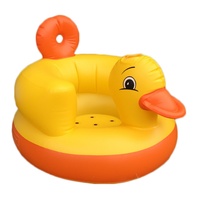 Canapé-lit gonflable en peluche en forme de canard jaune traditionnel pour bébés et jeunes enfants, idéal pour l'hôtellerie