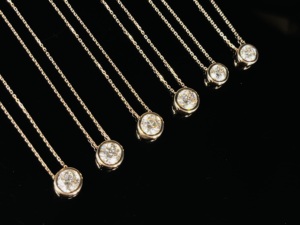 สร้อยคอเพชรแล็บทรงกลมจากโรงงาน Huazhong Gem 9K/10K/14K/18k สีขาว/เหลือง/โรสโกลด์ DEF VS 0.28 กะรัต/0.5 กะรัต/1 กะรัต - Product Image 3