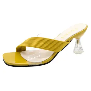 Женские прозрачные элегантные туфли на высоком каблуке
