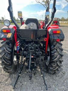 Tractor Pesado YTO de 50HP 4WD, Tractor Agrícola YTO-MF504 con Sistema Hidráulico PTO 540/1000r/<span class=keywords><strong>min</strong></span> para Trabajo Pesado en Campo - Product Image 2