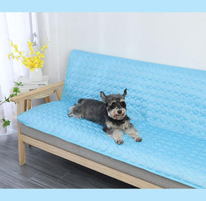 Hochwertiges kühlendes Sommer pad für Hunde und Katzen Atmungsaktive Sofa matte mit festem Muster Moderner Stil für den Sommer - Product Image 2