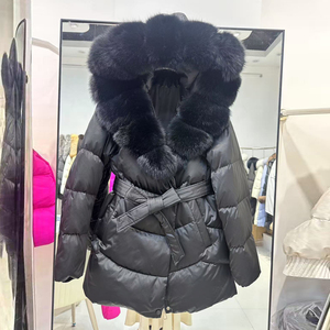 Manteau élégant pour <span class=keywords><strong>femme</strong></span> avec grande capuche en vraie fourrure de renard, <span class=keywords><strong>doudoune</strong></span> <span class=keywords><strong>mi</strong></span>-<span class=keywords><strong>longue</strong></span> de luxe en duvet de canard, parka épaisse ceinturée pour l'hiver et la neige - Product Image 3