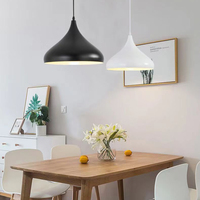 Lustre moderne LED multicolore créatif et simple de style nordique pour la maison, café, bar, lampe en fer avec support E27