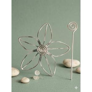 Pince à cheveux florale minimaliste en fil d'argent - Épingle à cheveux botanique moderne - Product Image 1