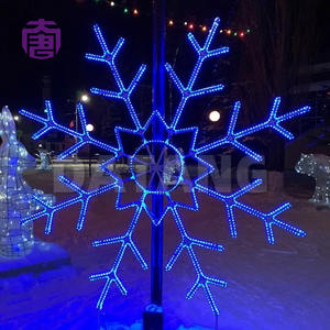 Luminaire LED flocon de neige personnalisé IP65 pour intérieur/extérieur, éclairage décoratif de Noël pour jardin et événements, pour espaces intérieurs - Product Image 4