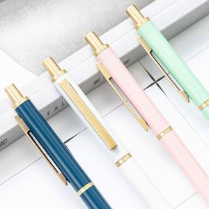 Stylos à bille en métal doré personnalisés et durables, encre noire lisse de 0,7 mm, stylos d'écriture élégants pour femmes et hommes, cadeaux - Product Image 2